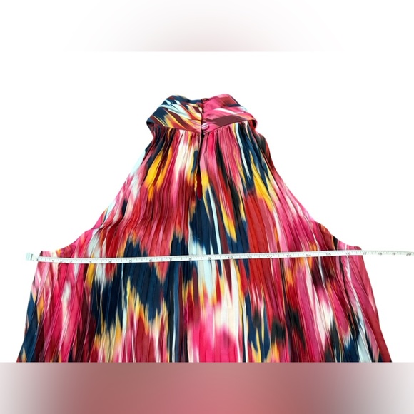 Simkhai Yasenia Flared Sleeveless Blouse Size Medium - Picture 9 of 11